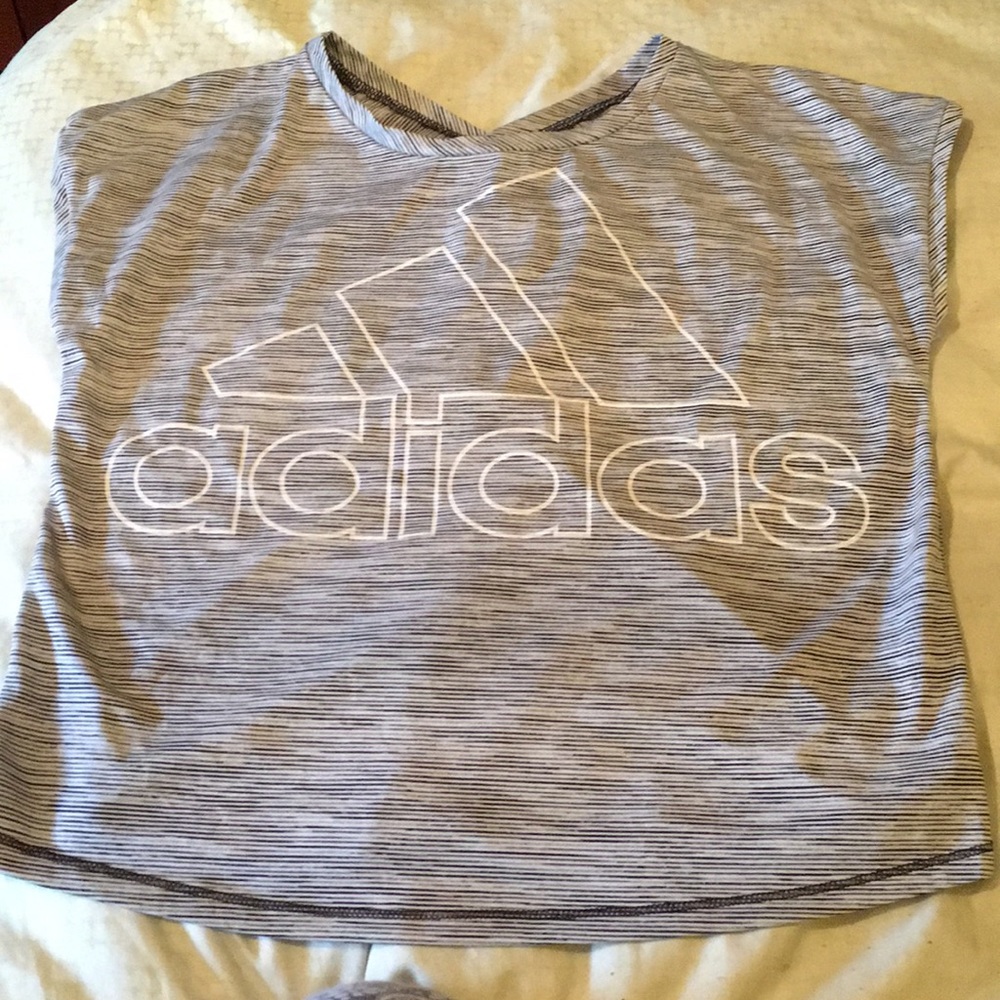 Adidas Cropped Shirt (Kids)